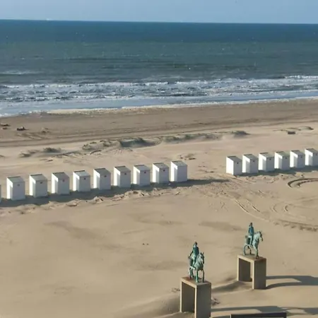 Apartamento Plaza Zz14 With Sunny Terrace Oostduinkerke